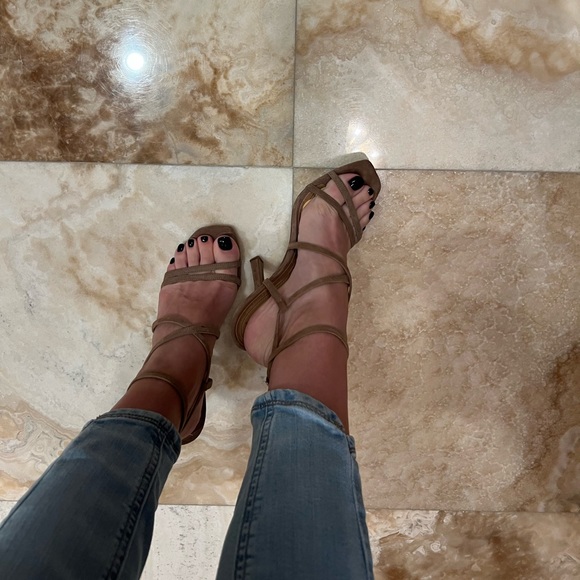 Sam Edelman open toe strap heels - Picture 2 of 7